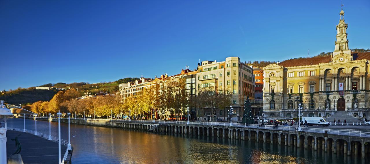 Hotel Bilbao Plaza Exteriör bild